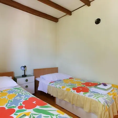 Kukaracha Appartement Bobovisca